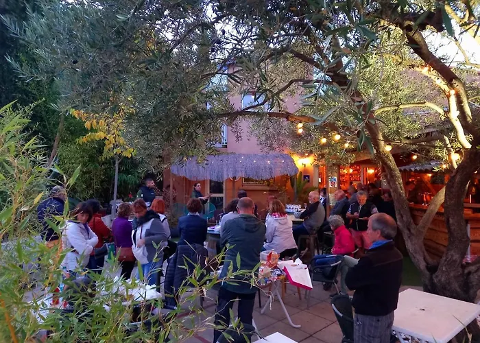 Les Chalets Du Relais D\'Aguilar