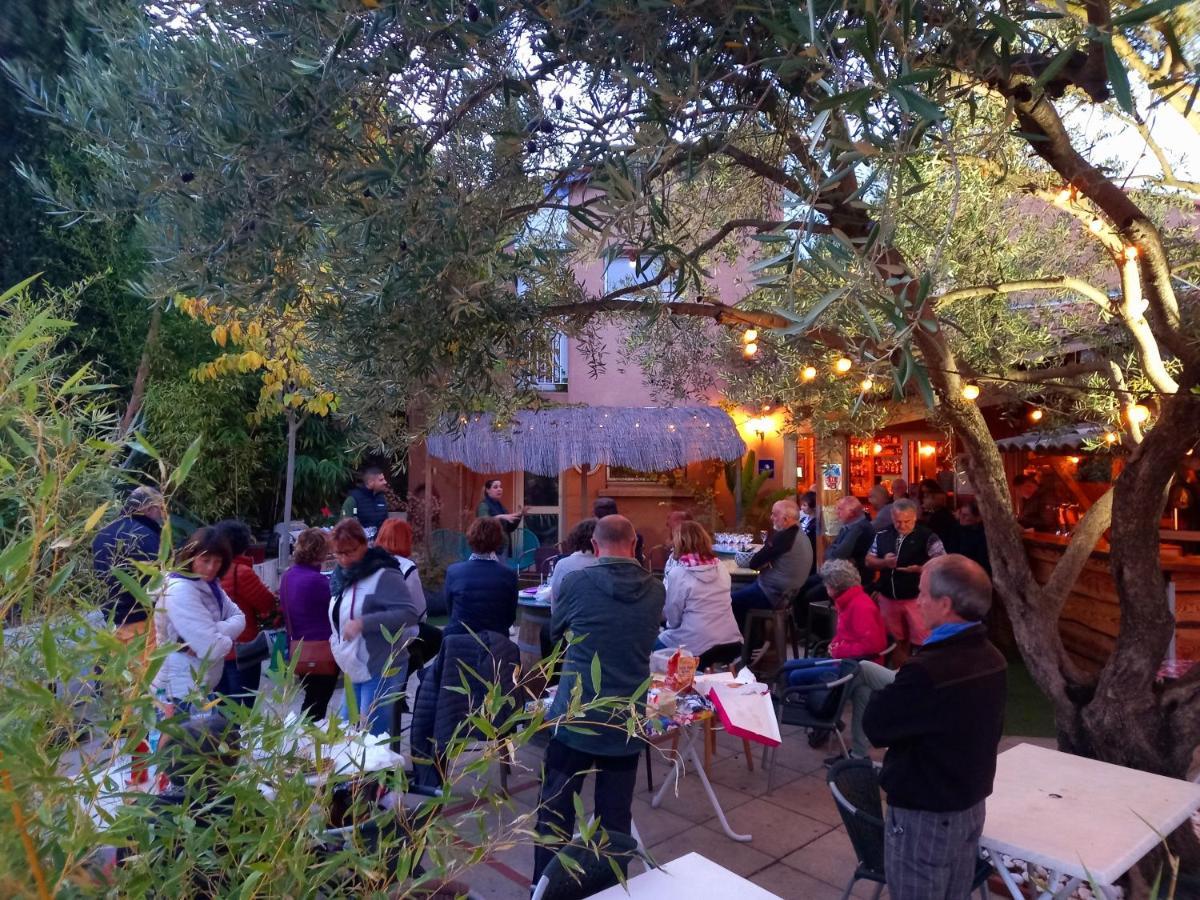 Les Du Relais D'aguilar Campsite Tuchan